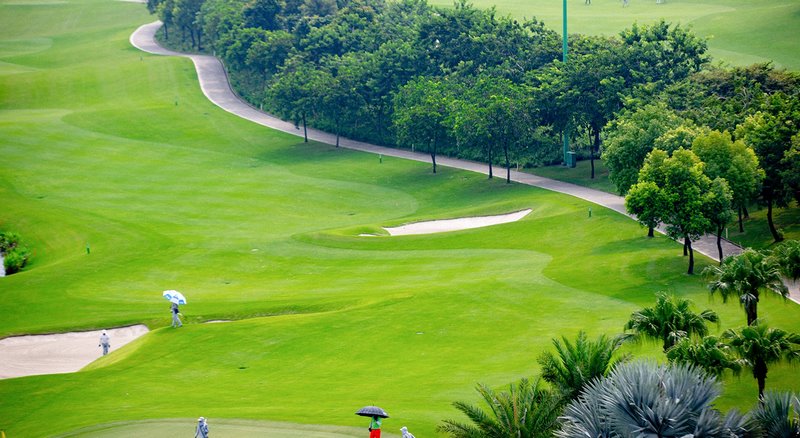 Sân golf tiêu chuẩn 18 lỗ sẽ có kích thước chuẩn